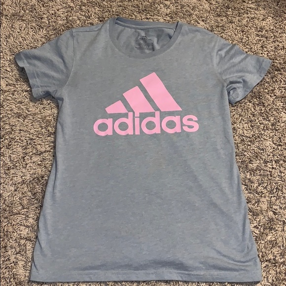 adidas Tops - Adidas T-shirt adidas Tops - Adidas T-shirt